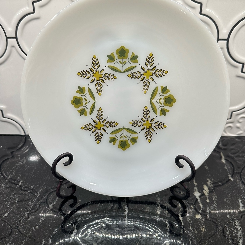 Anchor Hocking Fire King Green Meadow set of 2 plates - Picture 3 of 5